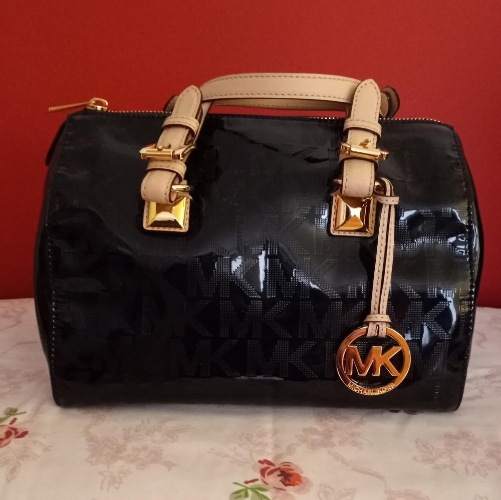 MICHAEL Michael Kors Black Grayson Satchel Bag